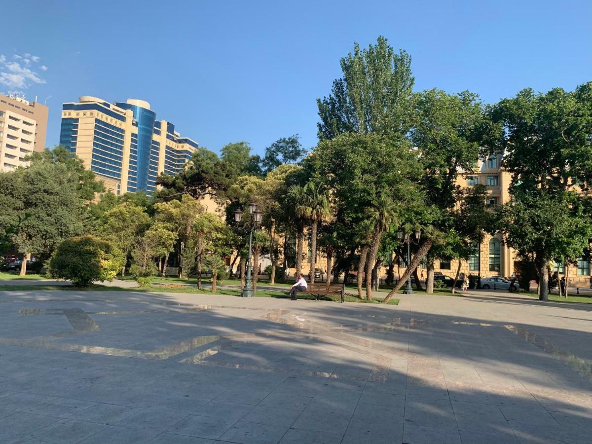 Sahil Park Hotel On Nizami Street Баку Екстер'єр фото
