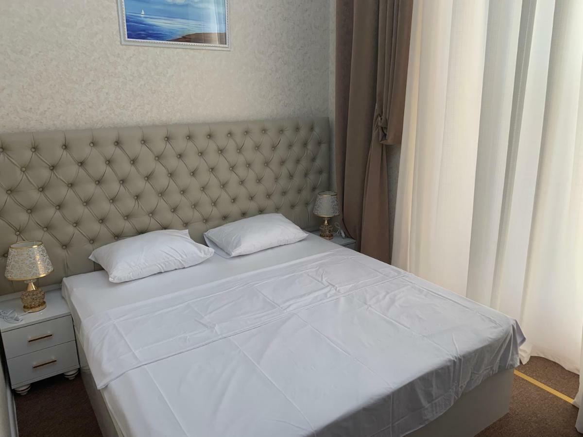 Sahil Park Hotel On Nizami Street Баку Екстер'єр фото