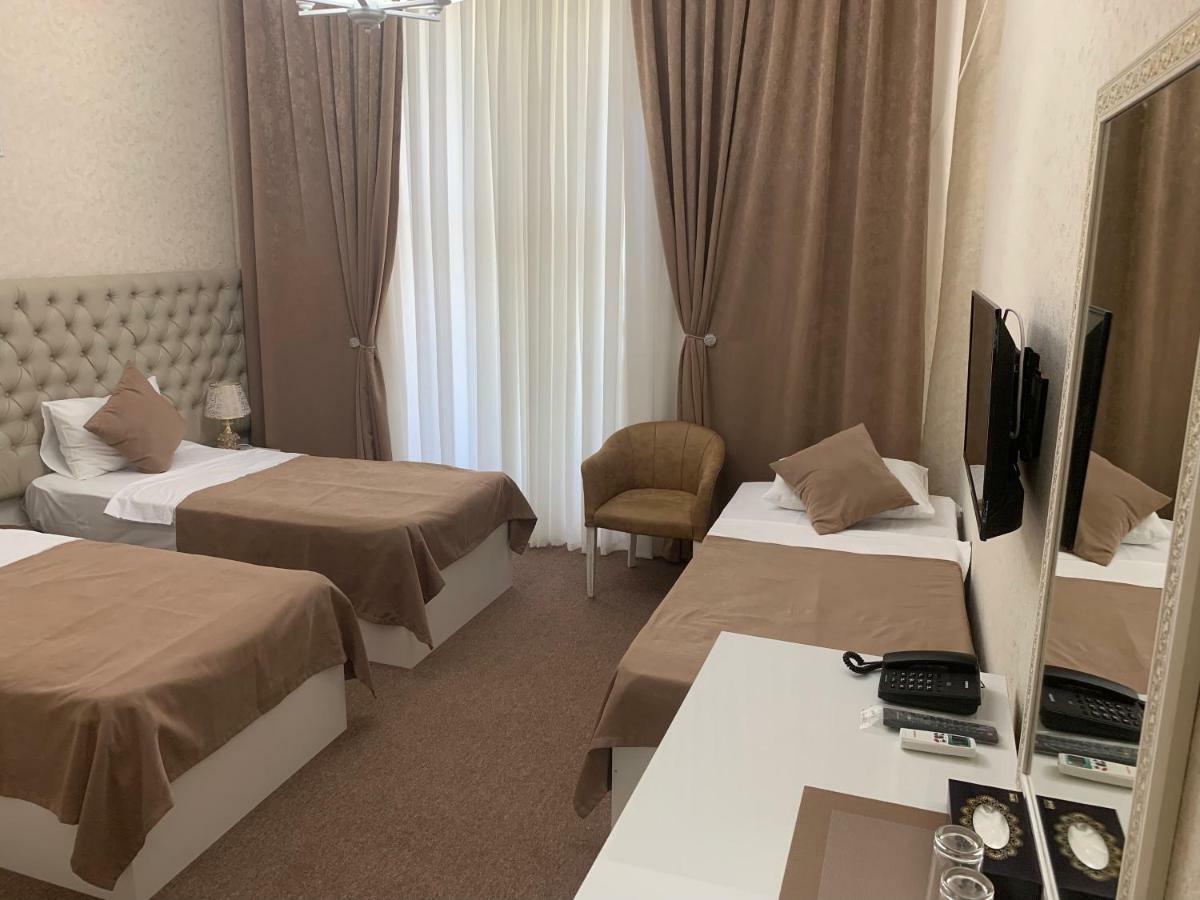 Sahil Park Hotel On Nizami Street Баку Екстер'єр фото